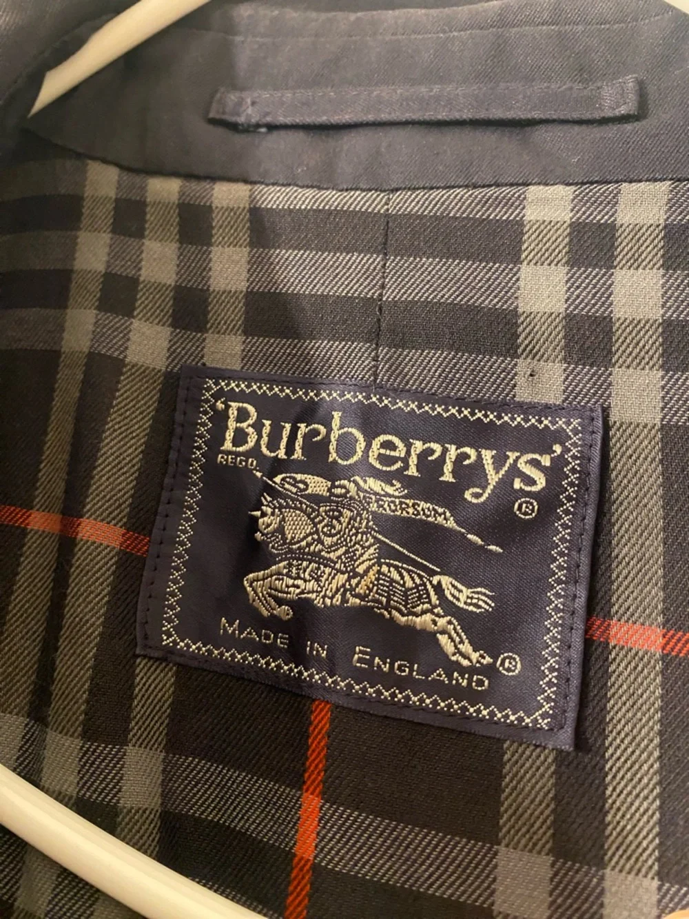 Burberry Navy Trench Coat with Check Lining - Picture 5 of 16